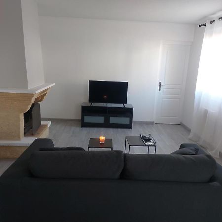 Ferienwohnung Charmante Maison Cosy T2 Avec Terrasse Tremblay-en-France Exterior foto